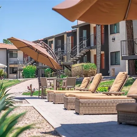 133 Fully Furnished, Amenities Galore